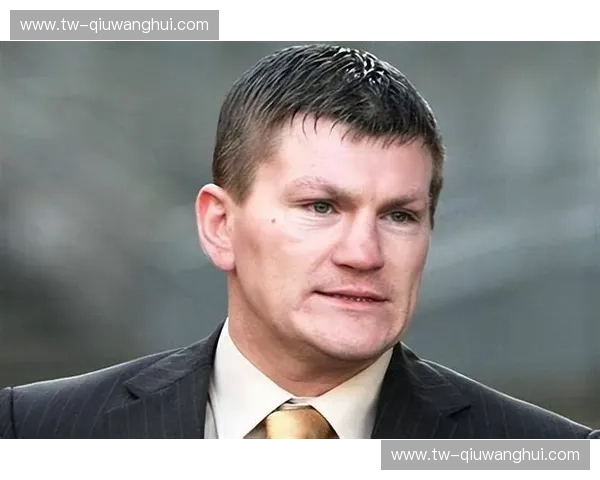 巅峰之上的陨落与升华：重温里奇·哈顿与帕奎奥的“东邪西毒”生死斗